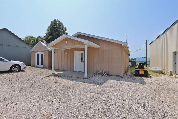 Property Photo:  271 Shawneetown Road  MO 63755 