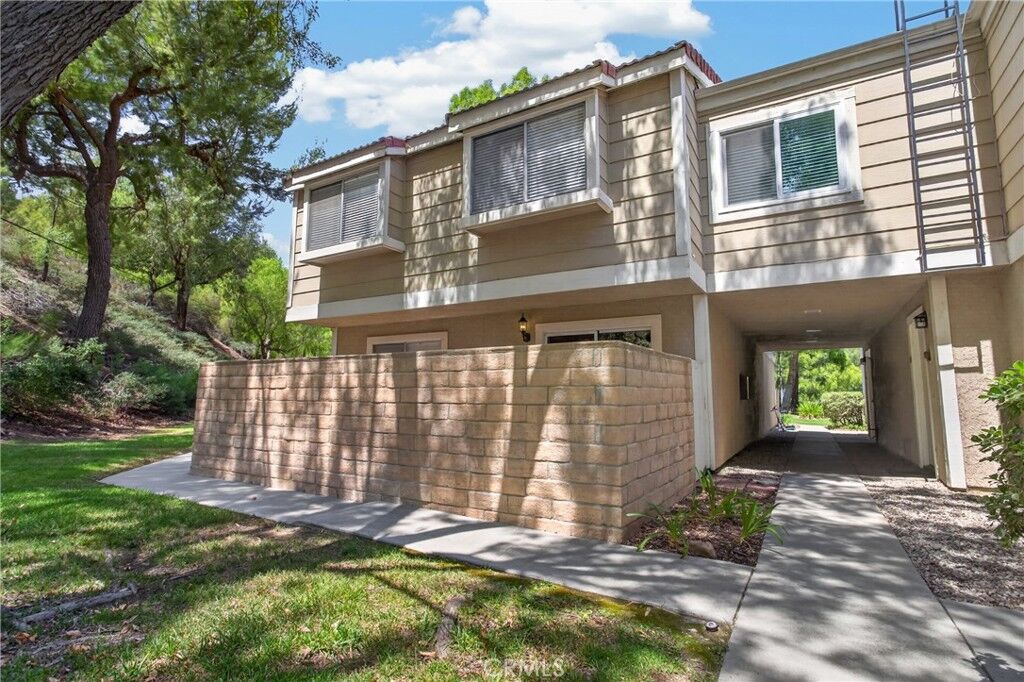 Property Photo:  28164 Sloan Canyon A  CA 91384 