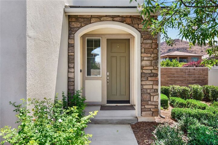 Property Photo:  24170 Hillcrest 1  CA 92883 