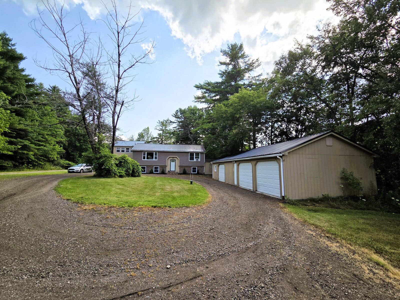 Property Photo: 2552 N Belfast Avenue ME 04330