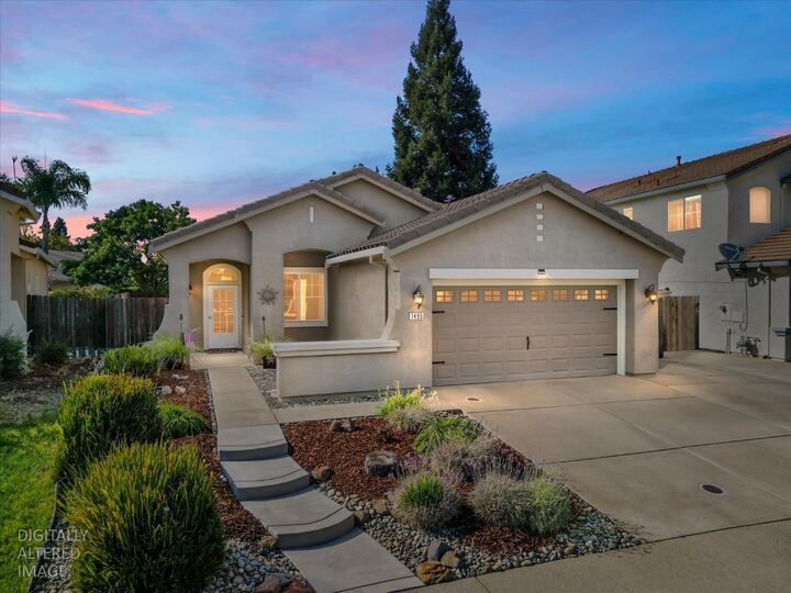 Property Photo: 1495 Whitstable Drive CA 95747