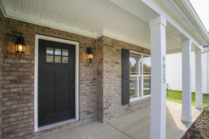 Property Photo: 5019 Salient Dr TN 37174