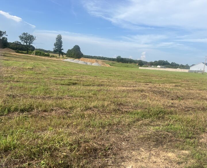 Property Photo:  1 Jean Drive  TN 37388 