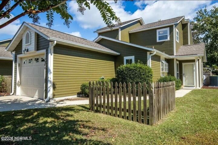 Property Photo: 1204 Cedarwood Village NC 28557