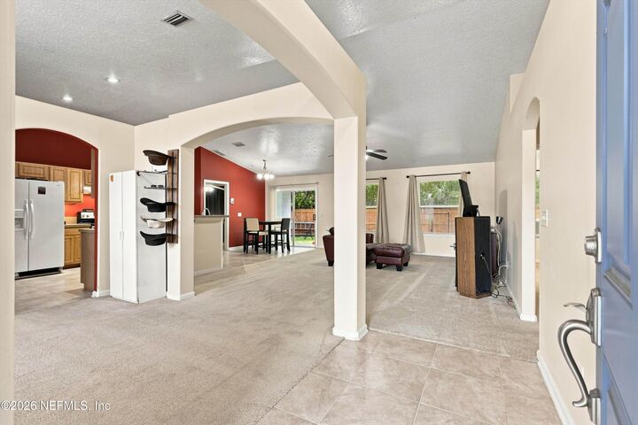 Property Photo:  8168 Leafcrest Drive  FL 32244 