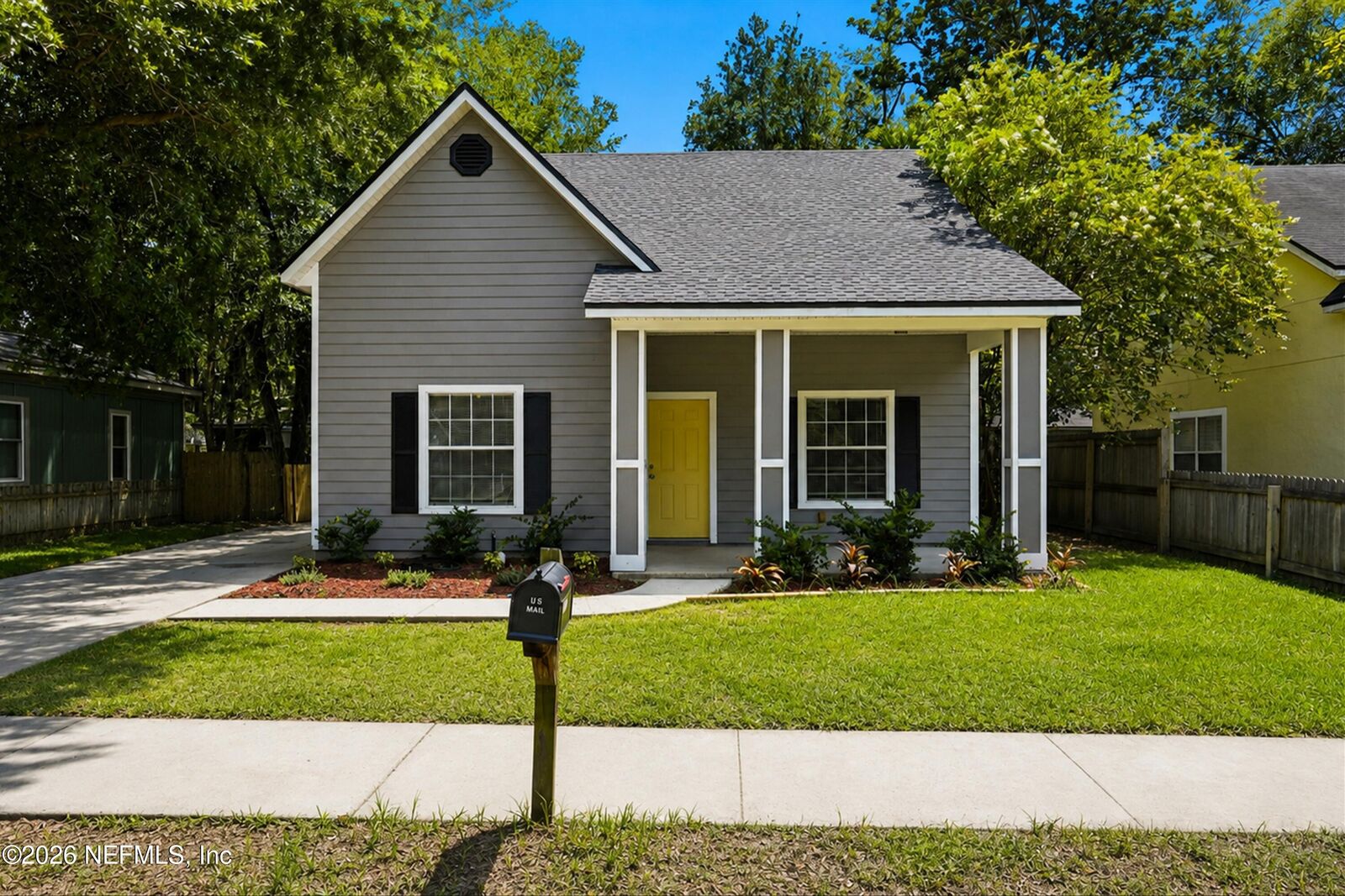 Property Photo:  2152 Sessions Lane  FL 32207 