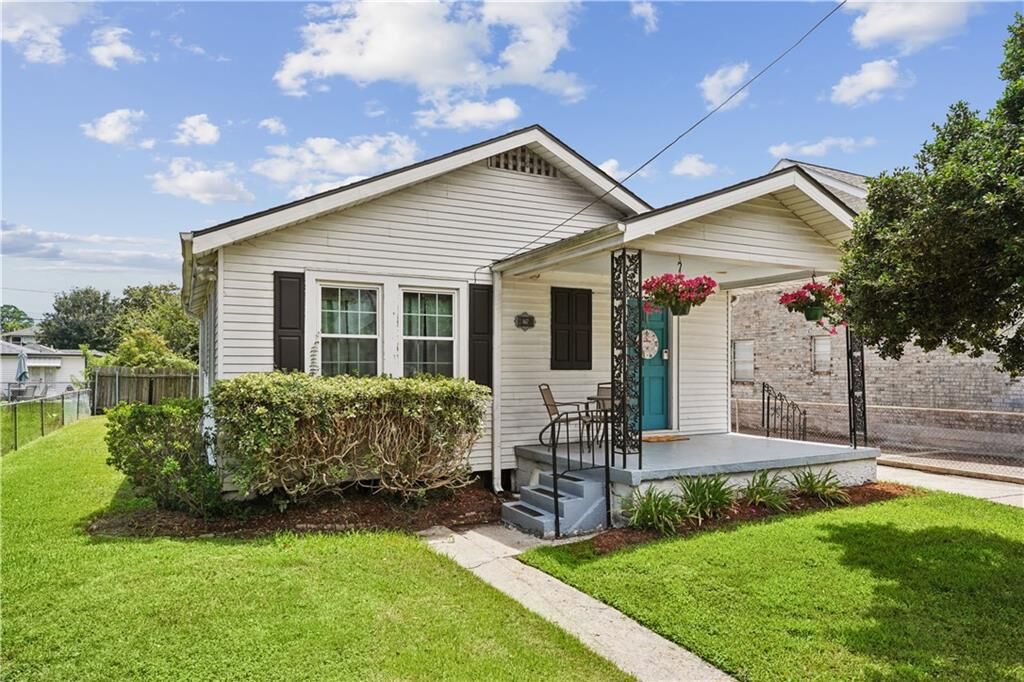 Property Photo:  467 Focis Street  LA 70005 