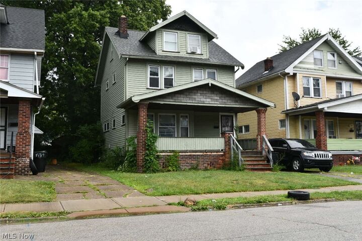 Property Photo:  1343 Elwood Road  OH 44112 