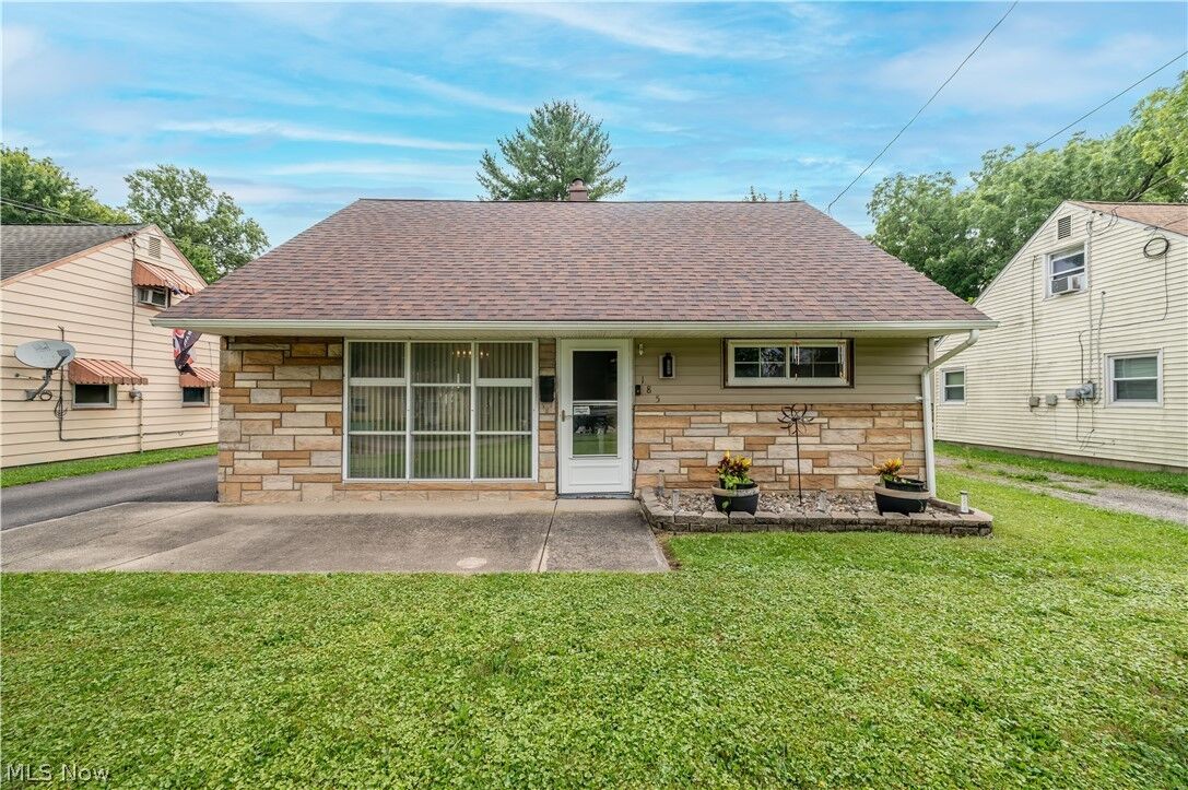 Property Photo: 185 N Main Street OH 44515