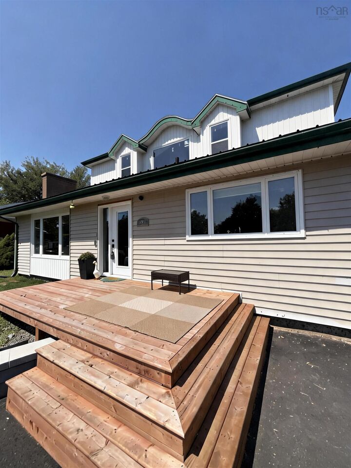 Property Photo: 22 Belvedere Drive NS B4C 2M1