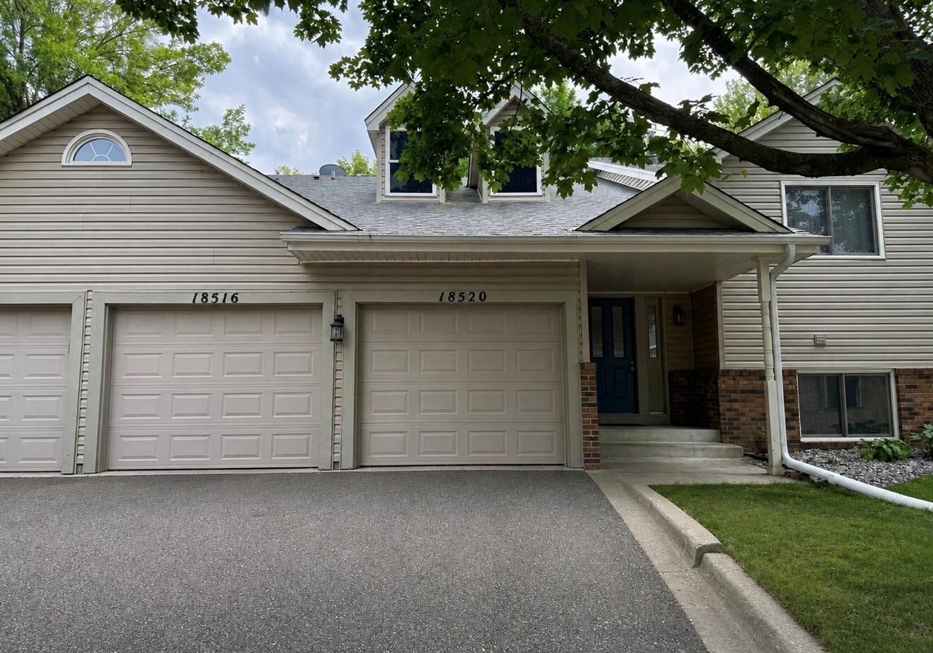 Property Photo:  18516 Creeks Bend Drive  MN 55345 