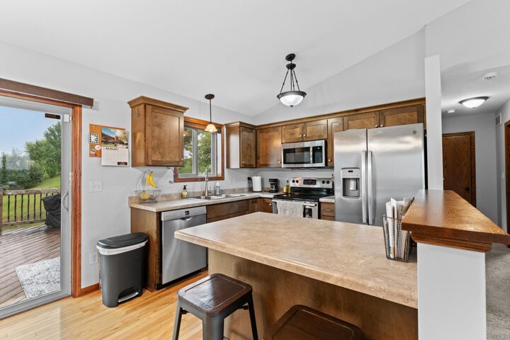 Property Photo:  1440 Sun Rise Drive NE  MN 55963 