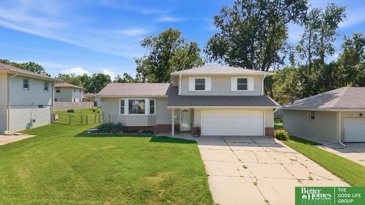 Property Photo: 5018 S 94th Street NE 68127