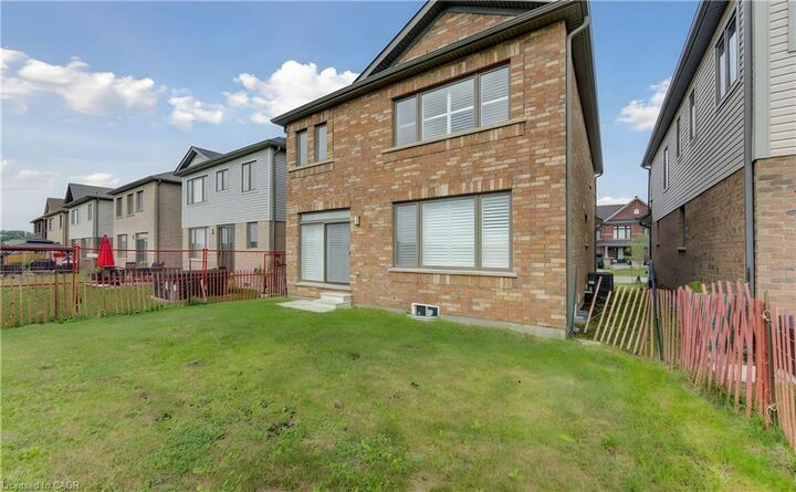 Property Photo:  10 Mildred Gillies Street  ON N0B 1E0 