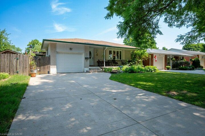 Property Photo: 634 Cedargrove Place ON N2L 4Y9