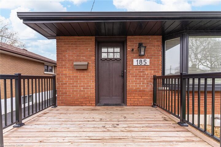 Property Photo:  185 Deschene Avenue  ON L9A 3K3 