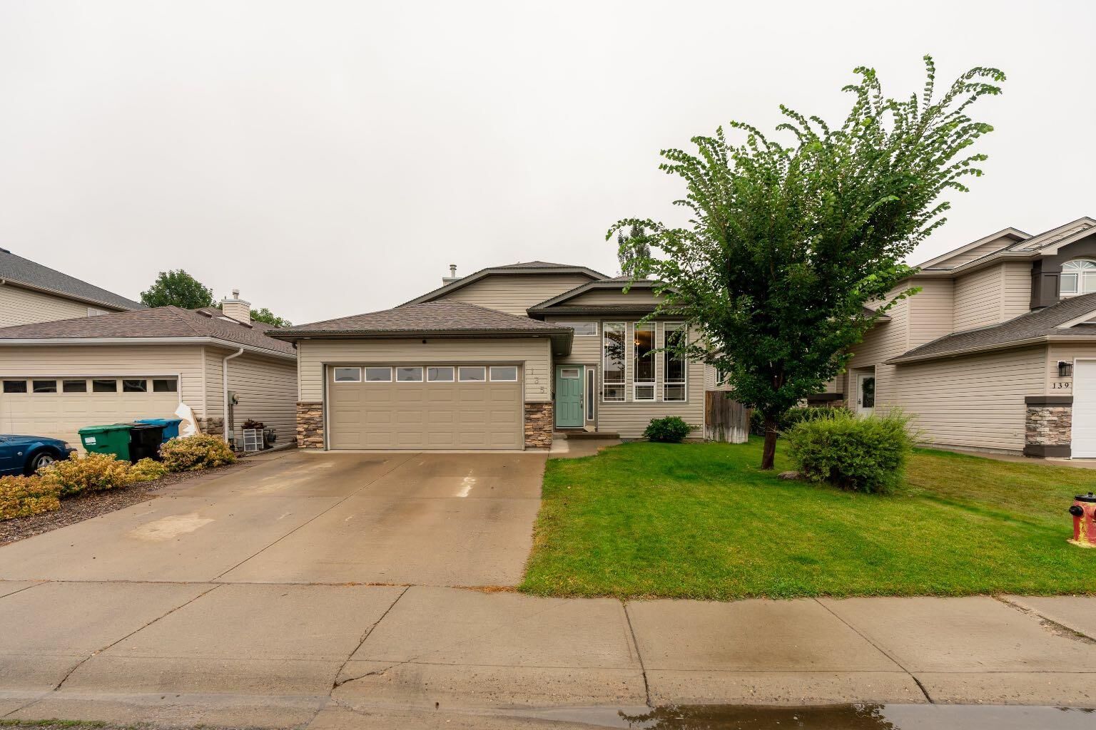 Property Photo: 135 Fairmont Point S AB T1K 7W8