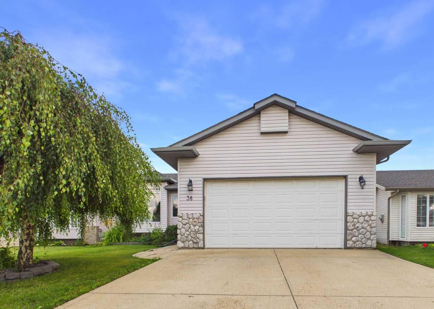 Property Photo:  38 Elana Crescent  AB T4L 2K8 