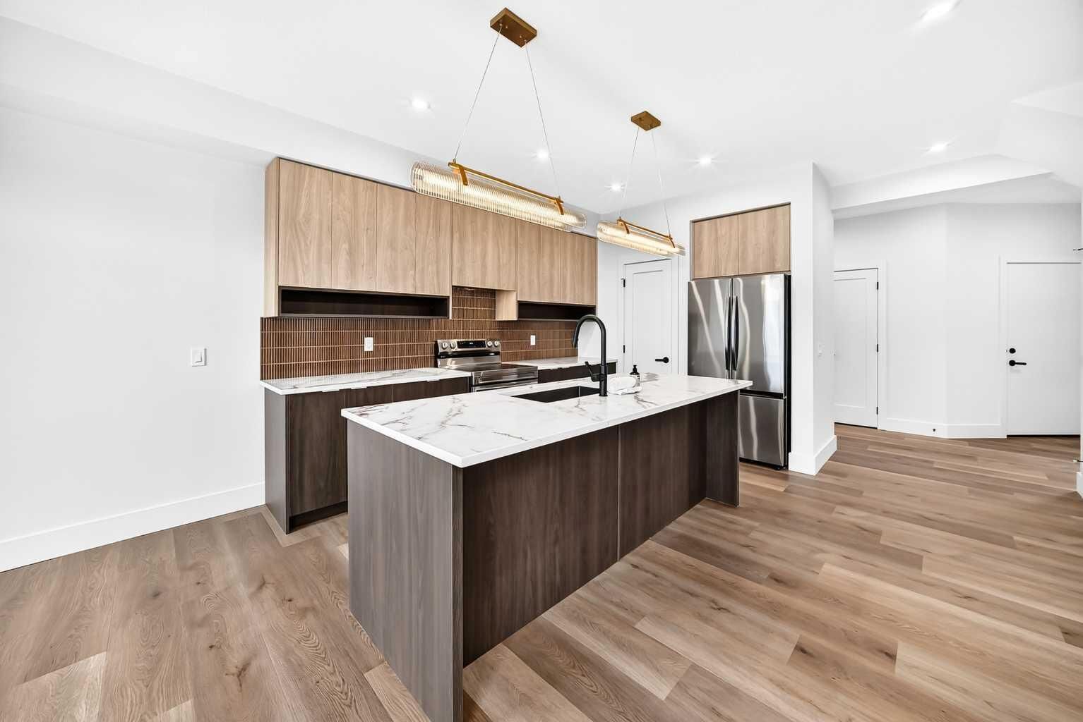 Property Photo: 401 Clydesdale Avenue AB T4C 3L8