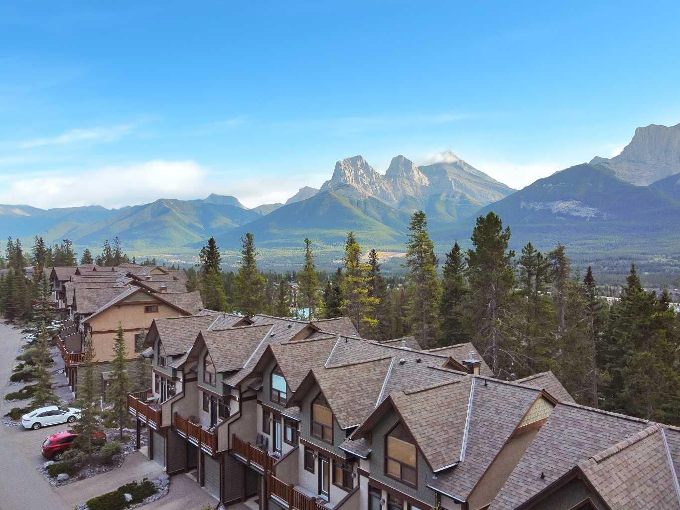Property Photo: 137 Wapiti Close 11 AB T1W 3B2