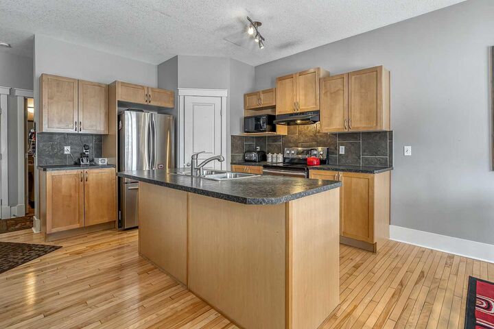 Property Photo: 177 Cougartown Circle SW AB T3H 0A3