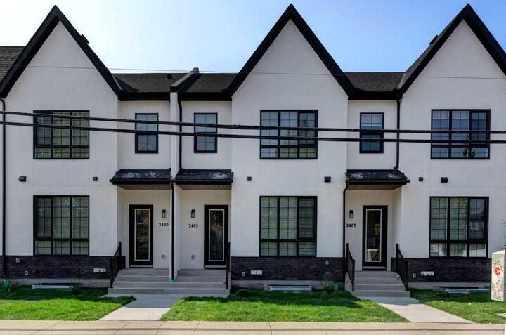 Property Photo: 602 11 Avenue NE AB T2E 0Z7