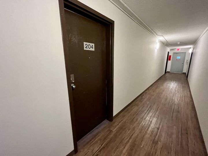 Property Photo:  295 Columbia Boulevard W 204A  AB T1K 4B8 