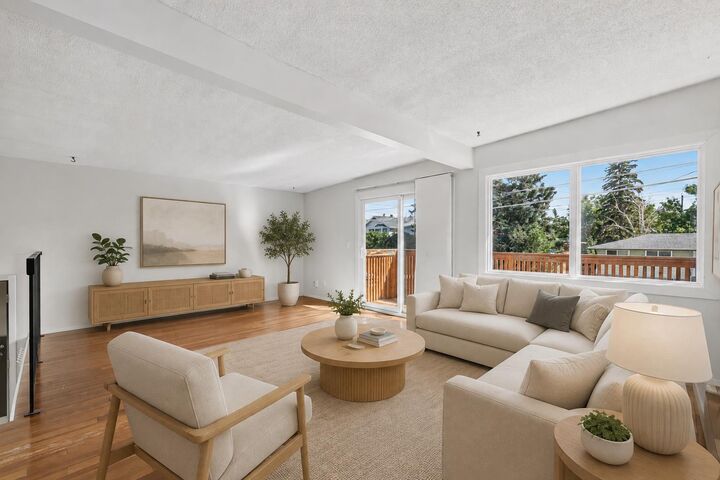 Property Photo:  2606 14 Avenue SE  AB T2A 0J6 
