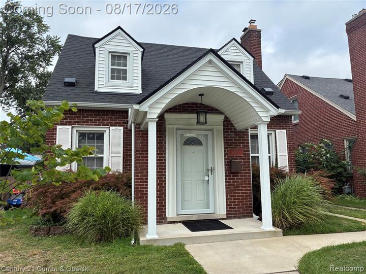 Property Photo:  23010 Murray Street  MI 48128 
