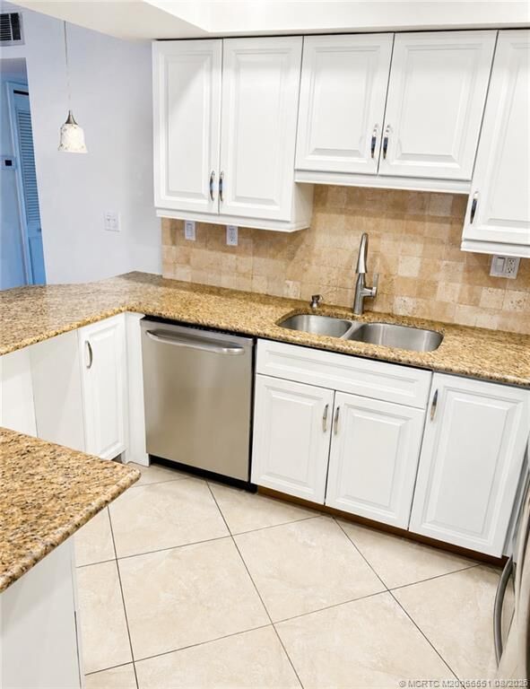 Property Photo:  2600 S Kanner Highway 53  FL 34994 