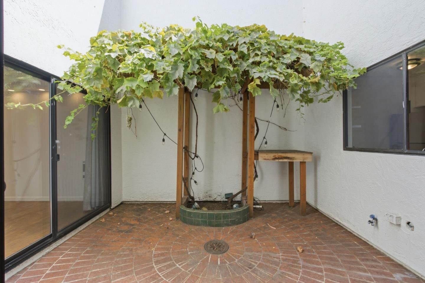 Property Photo: 1919 Alameda De Las Pulgas 14 CA 94403