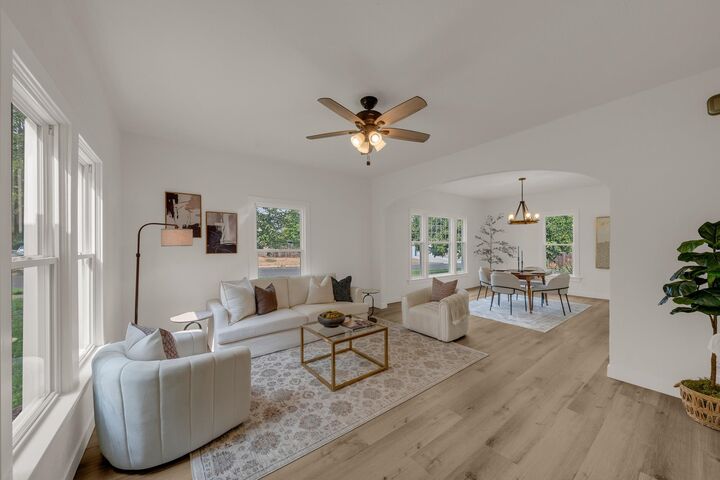 Property Photo:  1128 W Mansfield Ave  WA 99205 
