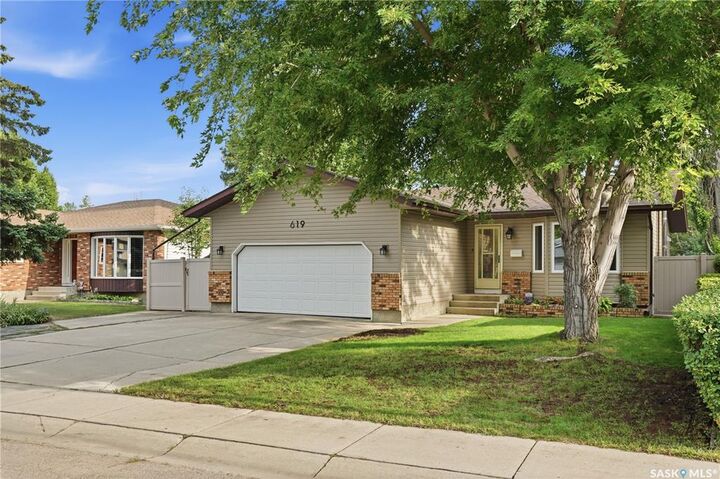 Property Photo:  619 Addie Crescent  SK S7N 3K6 