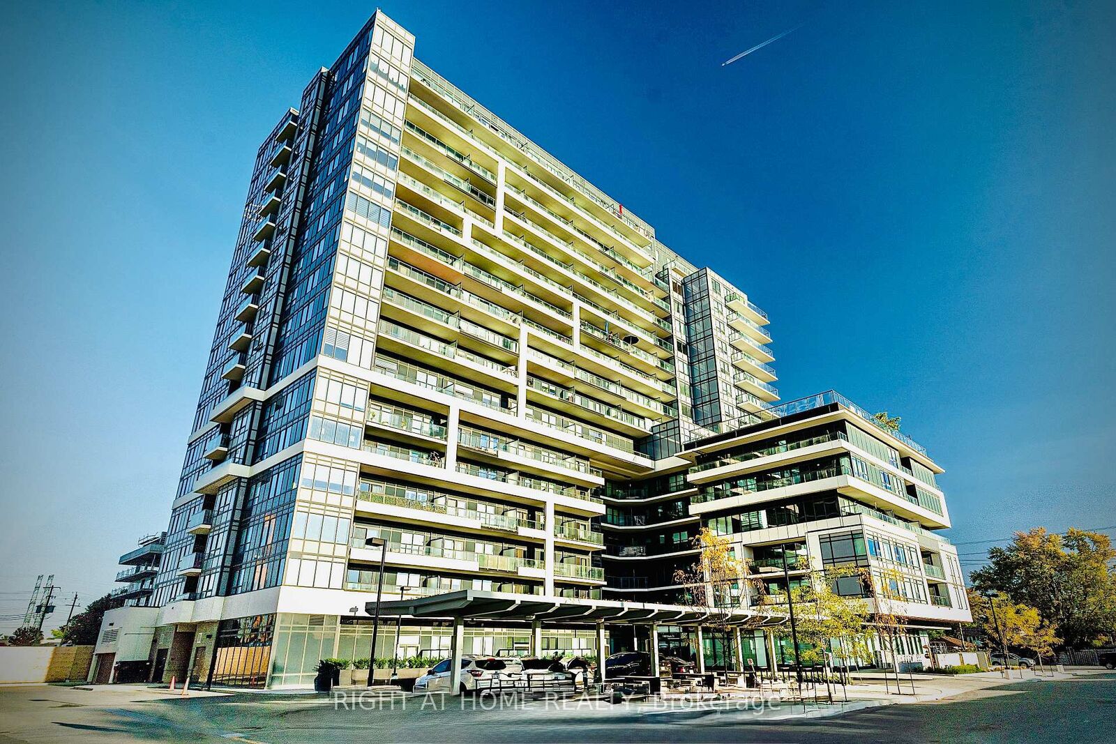 Property Photo: 1480 Bayly Street W 1202 ON L1W 3R5