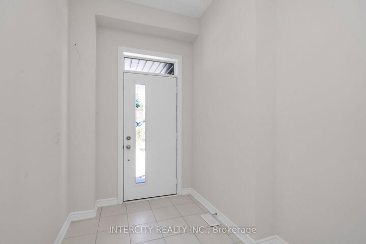 Property Photo: 7 Drainie Street ON L4H 5J3