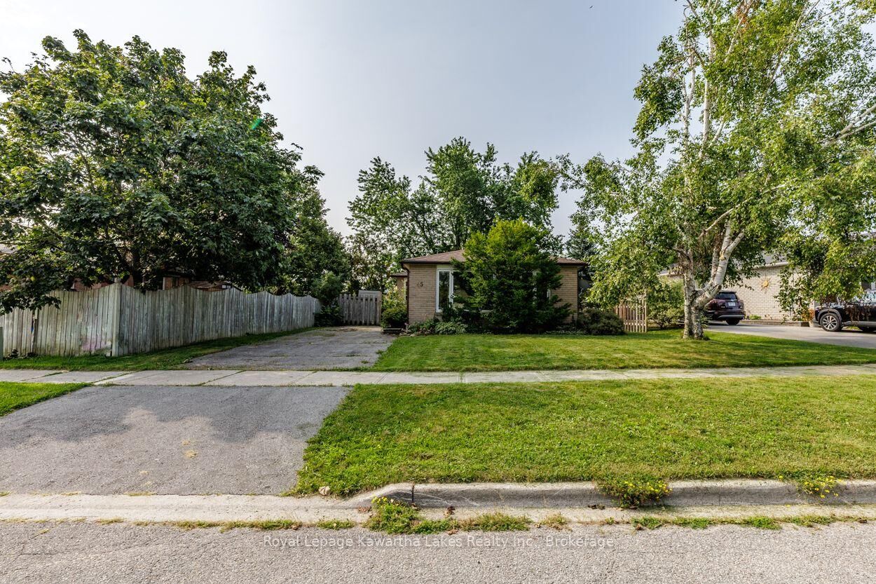 Property Photo: 45 Sinclair Street ON K9V 5L6