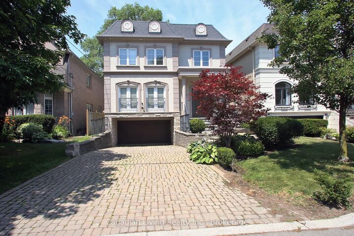 374 Glengarry Avenue — photo 1