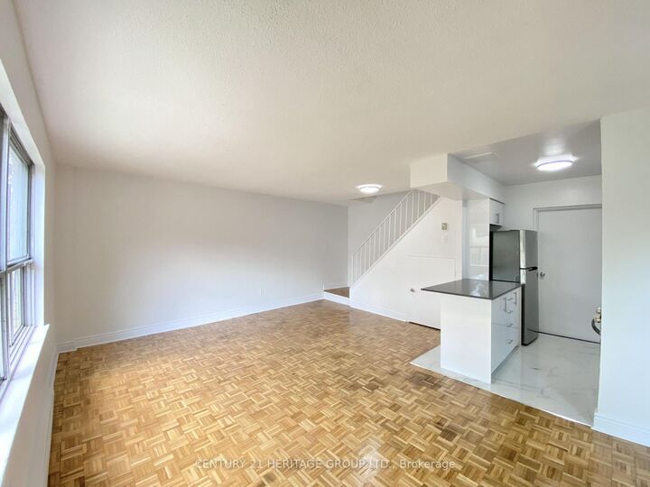 Property Photo:  7555 Goreway Drive 153  ON L4T 3M9 