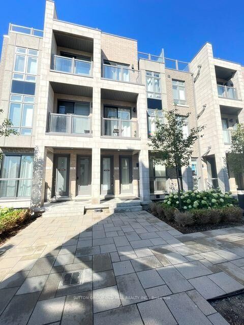 Property Photo:  721 Lawrence Avenue W 71  ON M6A 1B4 