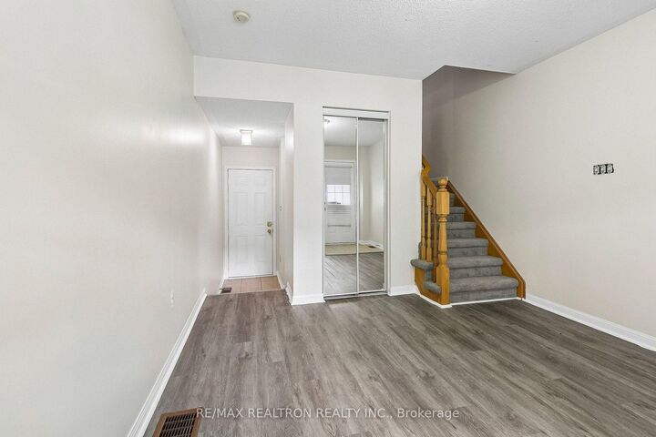 Property Photo: 23 Ecopark Gate ON M1B 6G8