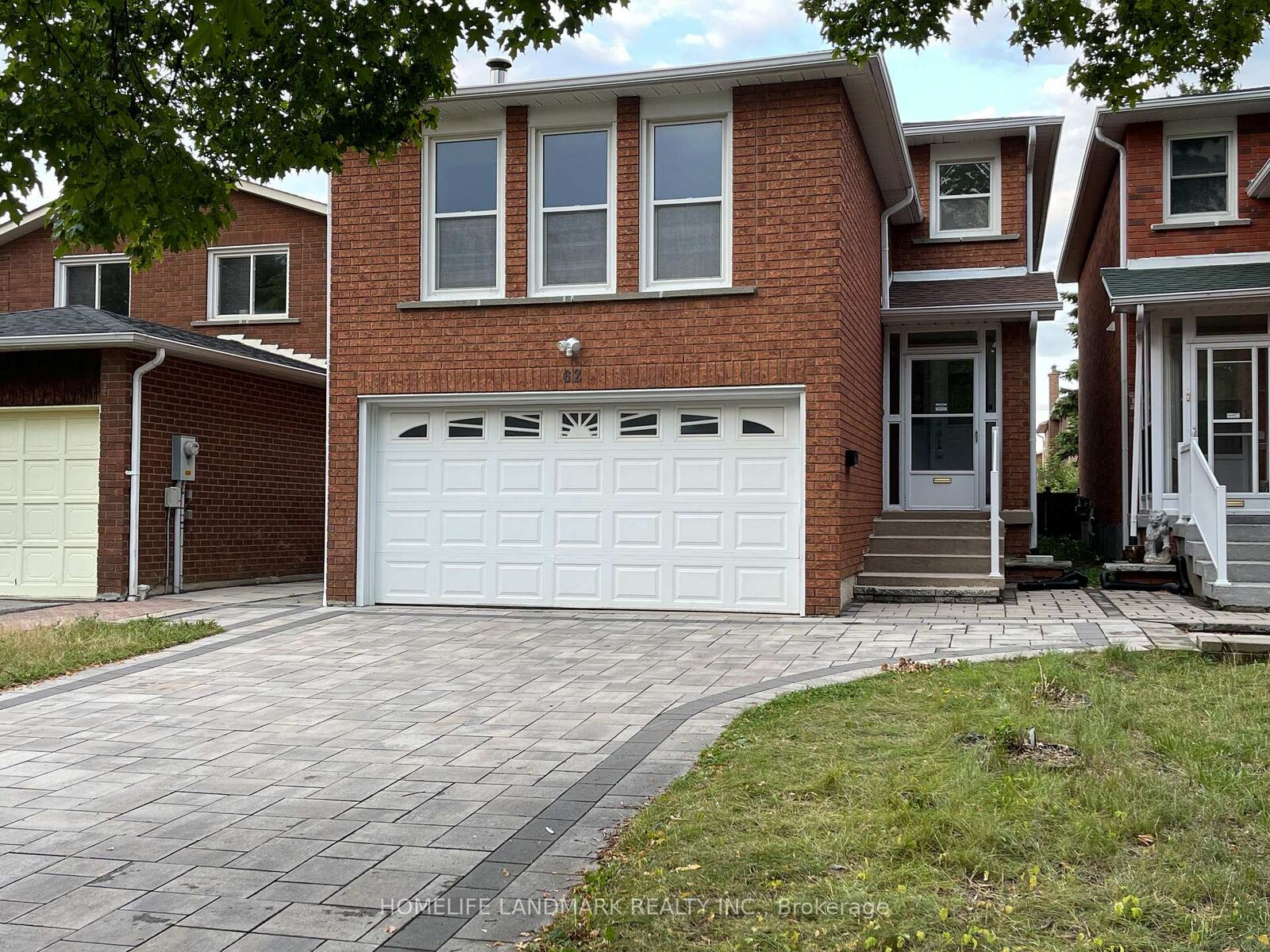Property Photo: 62 Danjohn Crescent ON M1V 3N4