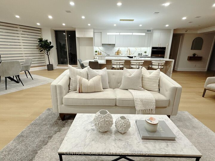 Property Photo: 85 Skymark Drive 302 ON M2H 3P2