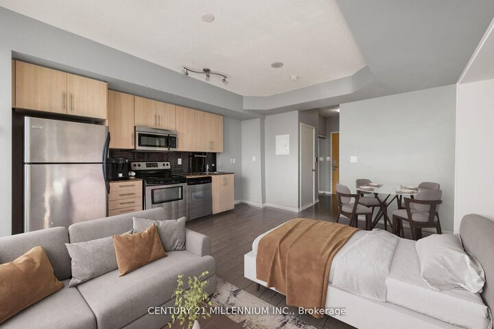 Property Photo:  65 Bremner Boulevard W 4503  ON M5J 0A7 