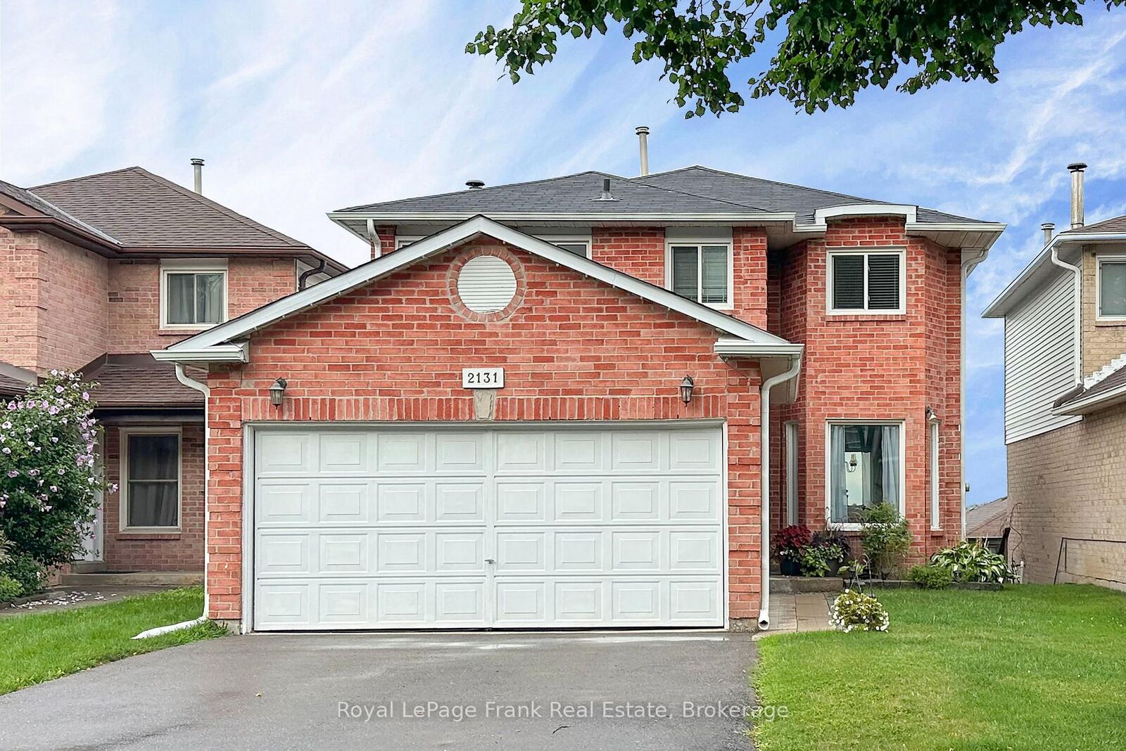 Property Photo:  2131 Theoden Court  ON L1X 1Z9 