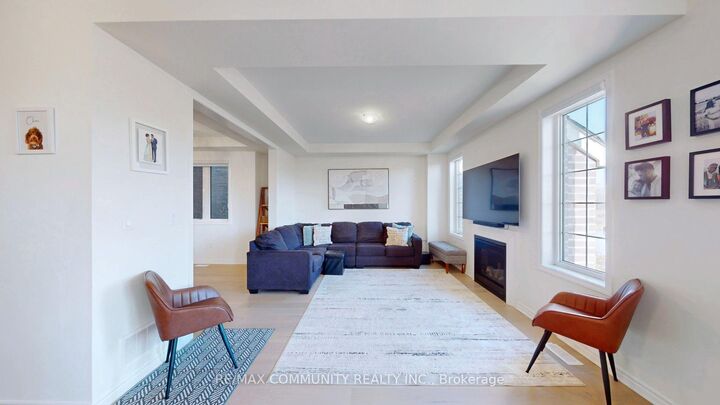 Property Photo: 3279 Turnstone Boulevard ON L1X 0M9