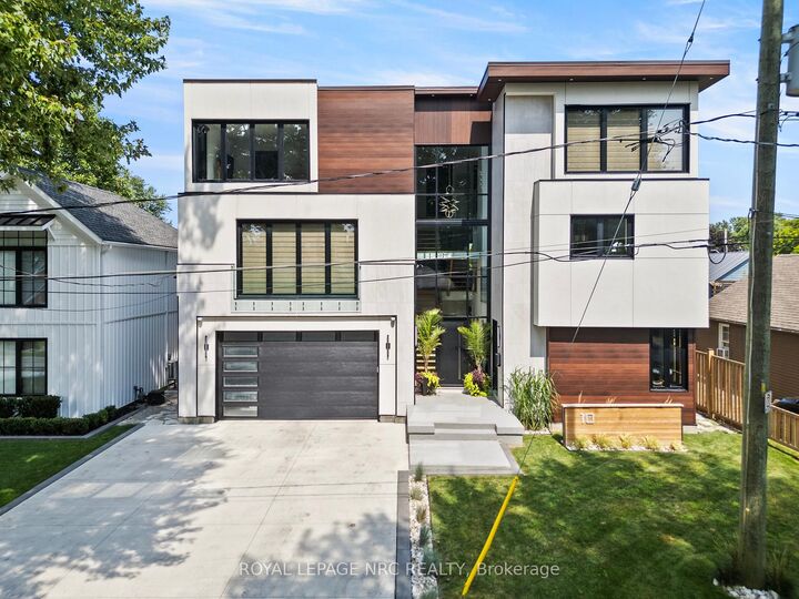 Property Photo: 10 Pawling Street ON L2N 5M2