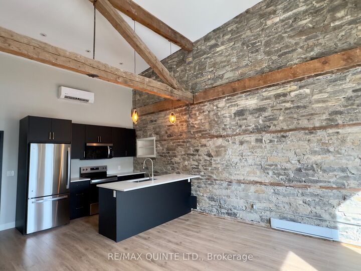 Property Photo: 330 Victoria Street 7 ON K0K 3J0