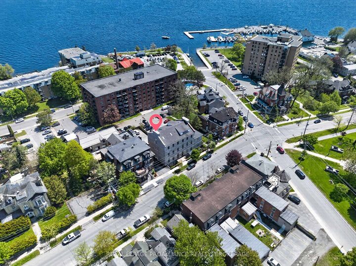 133 King Street E 2 — photo 1