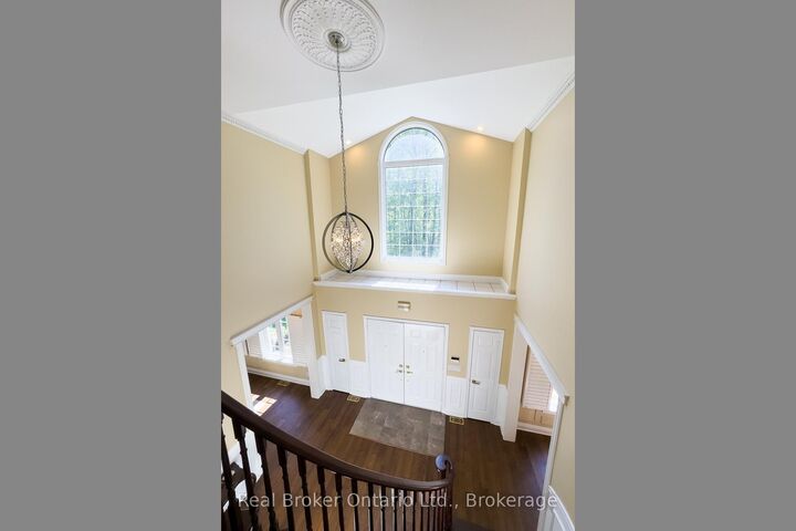 Property Photo: 9 Paige Court ON K9A 0W6