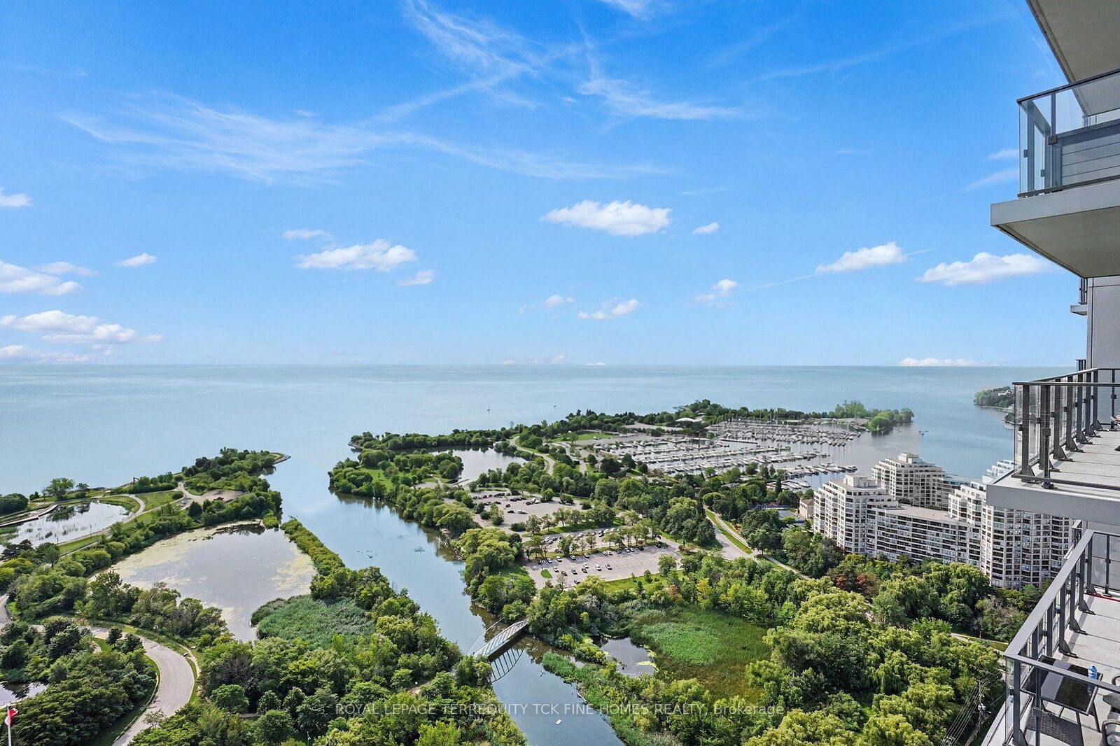 Property Photo:  2200 Lake Shore Boulevard W 4209  ON M8V 1A4 